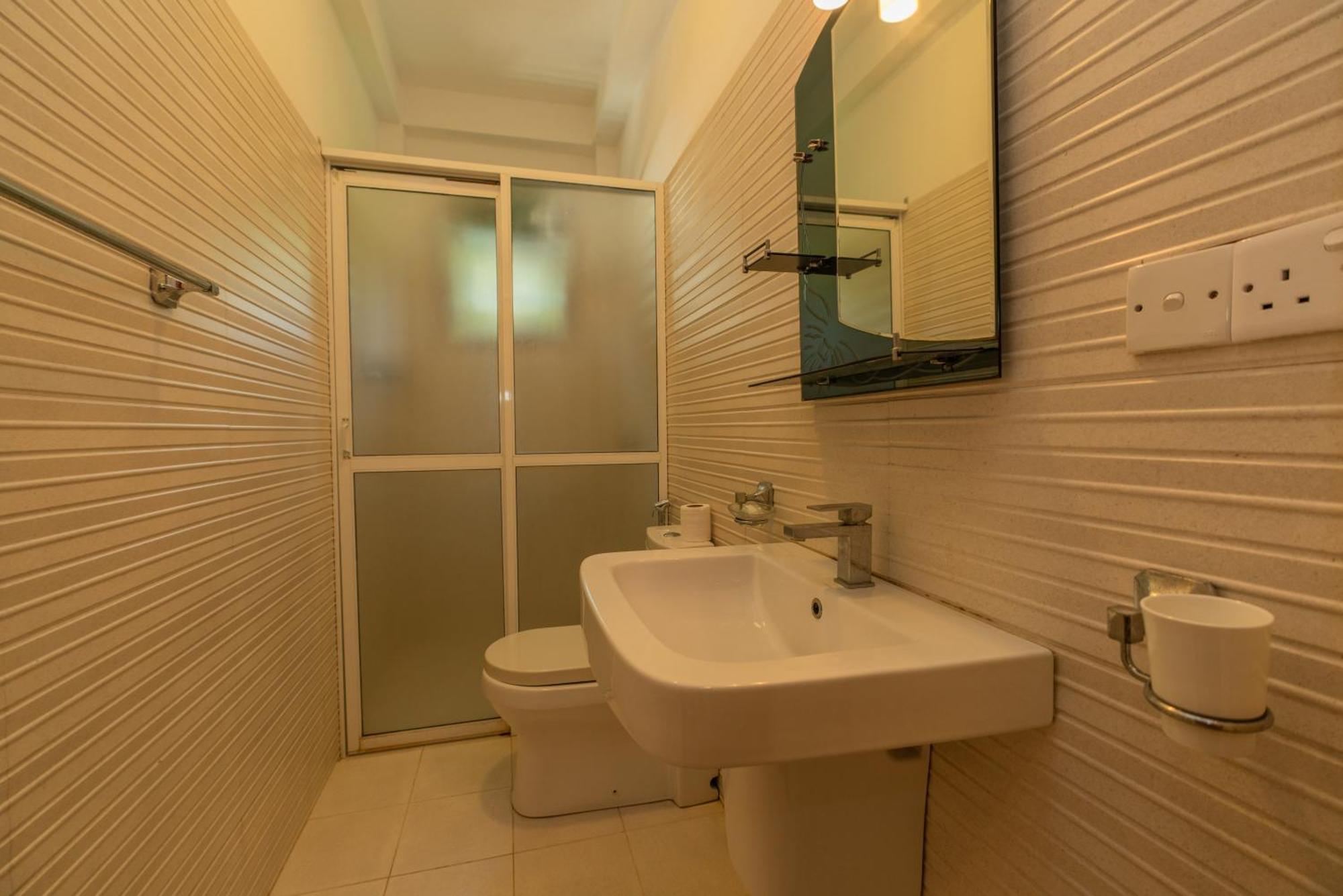 The Calm Of8 Hotel Унаватуна Екстериор снимка