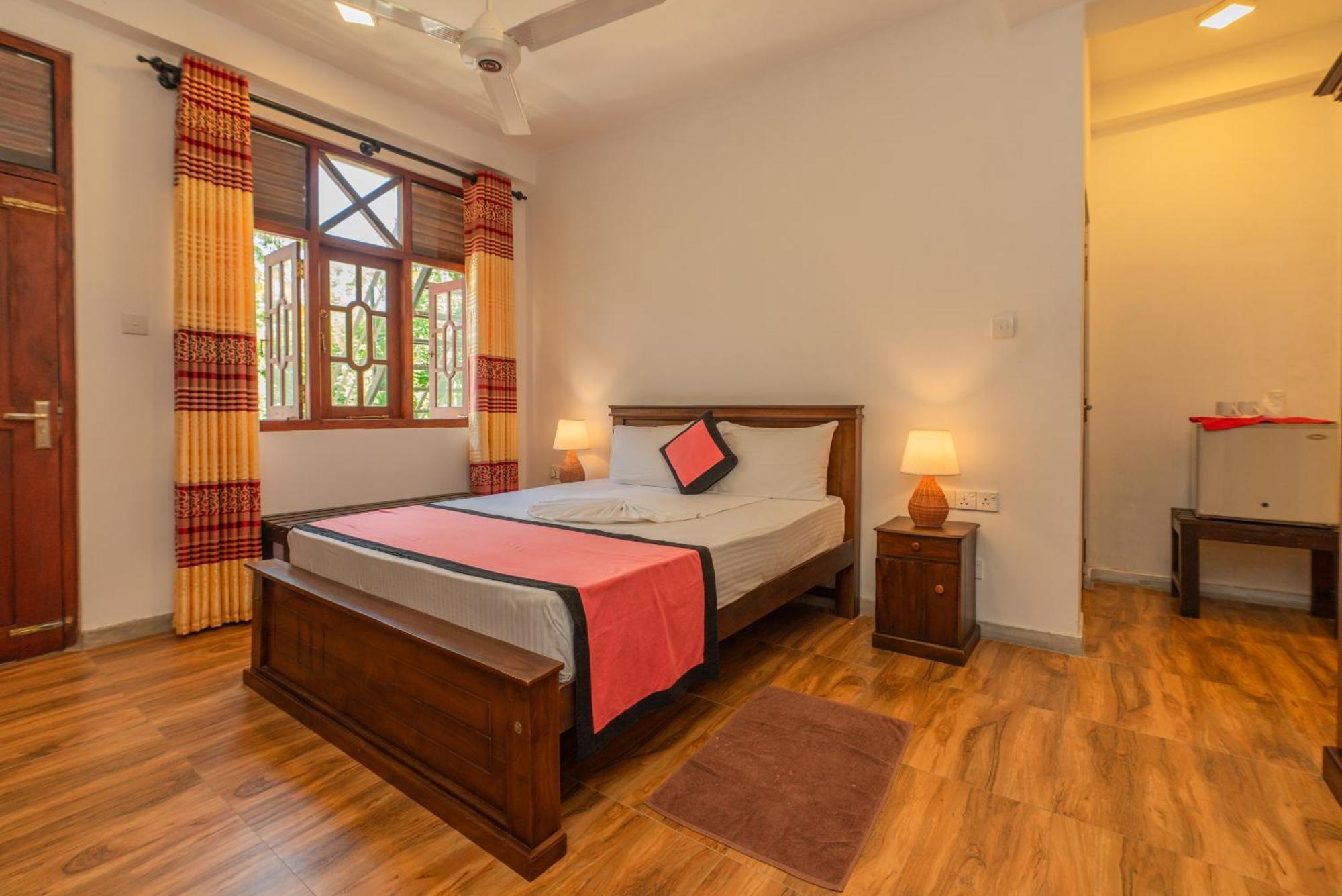 The Calm Of8 Hotel Унаватуна Екстериор снимка